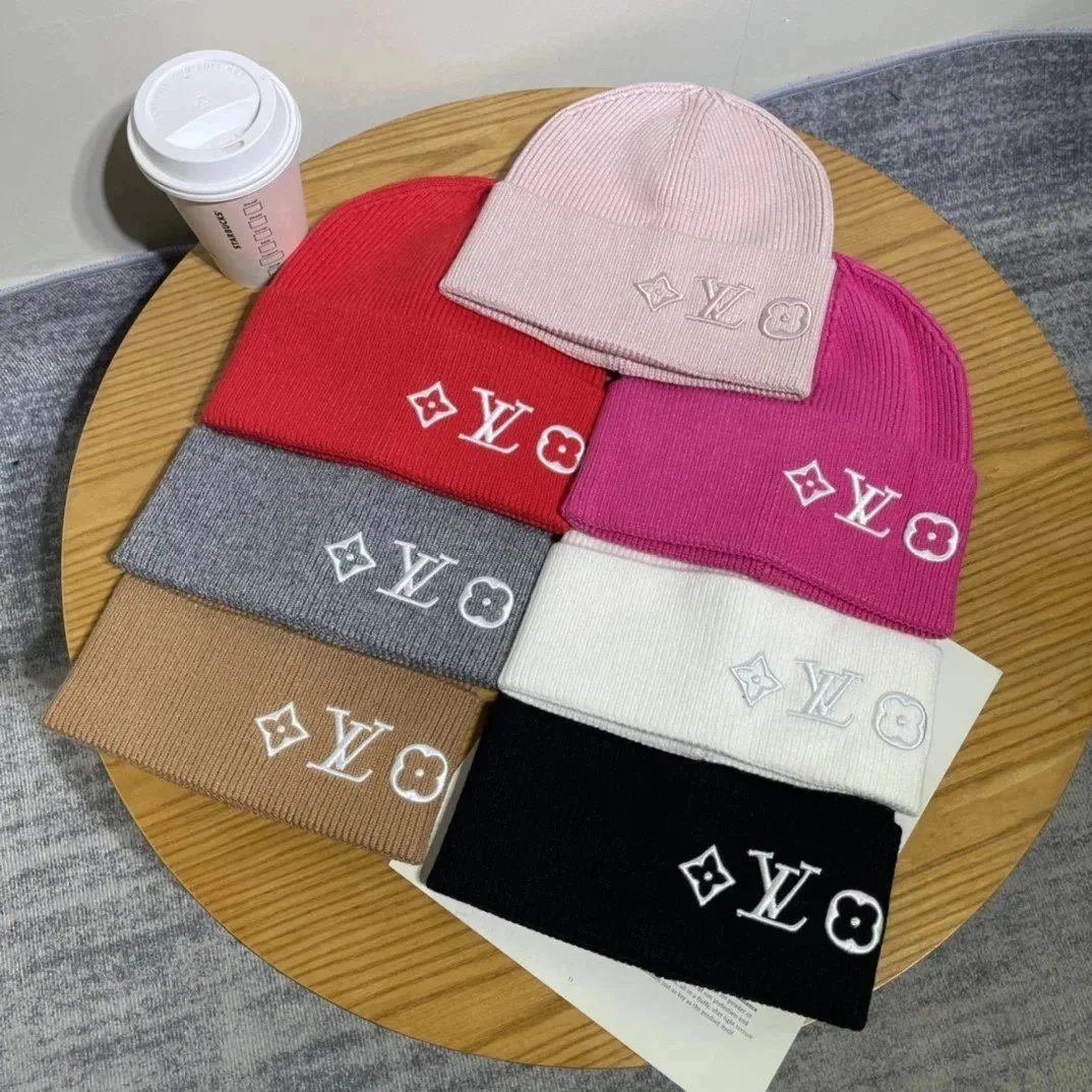 Embroidered woolen hat