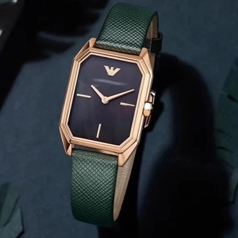 Men's and women's versions of Starry sky watches