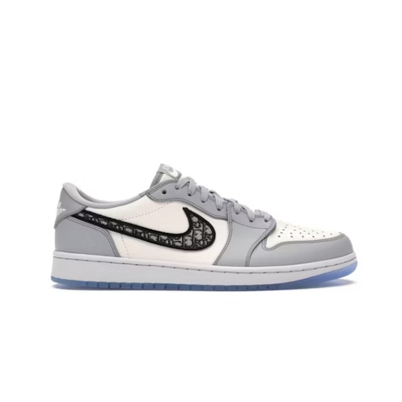 1 Retro Low Dior Sneakers