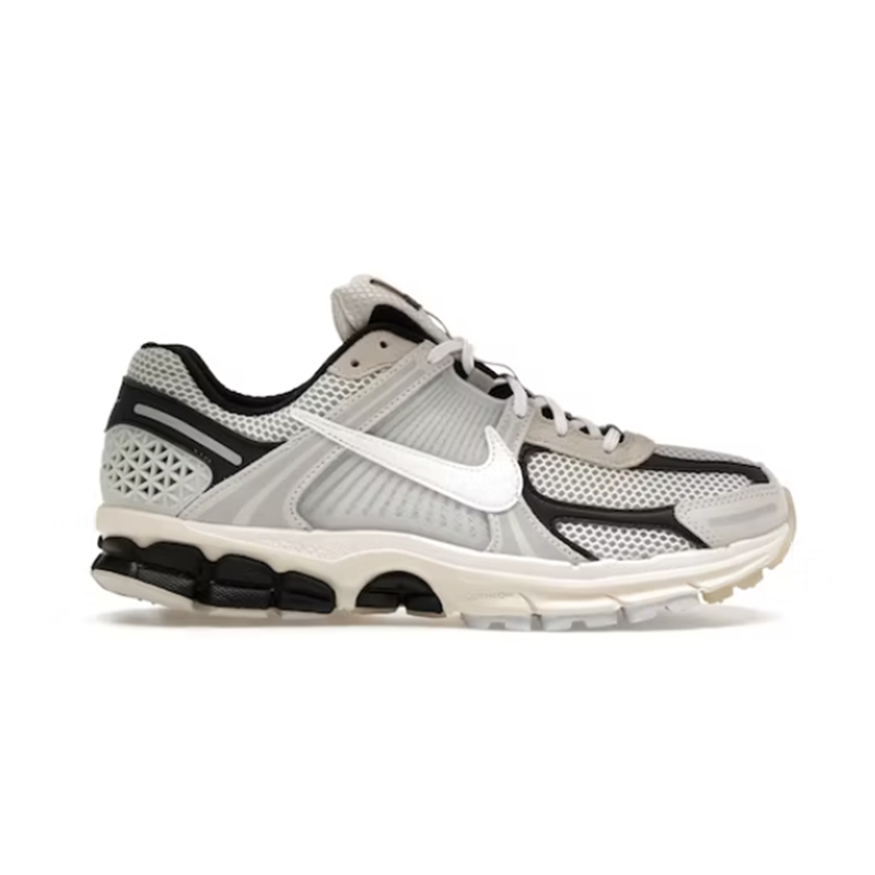 Zoom Vomero 5 Supersonic Light Bone Black sneakers