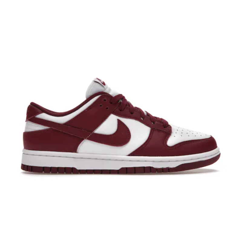 VT    Low Bordeaux Sports shoes