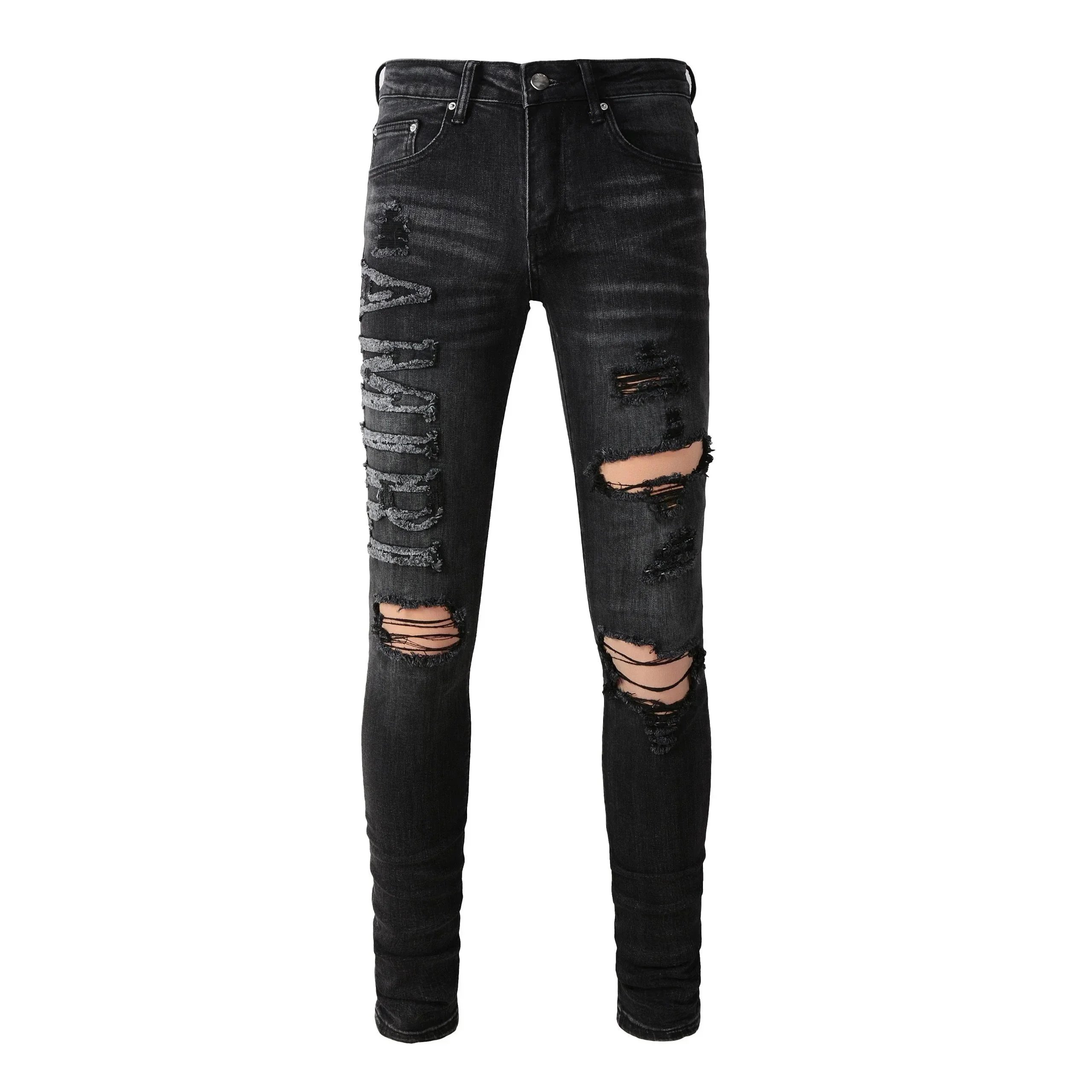 Classic, versatile and comfortable jeans