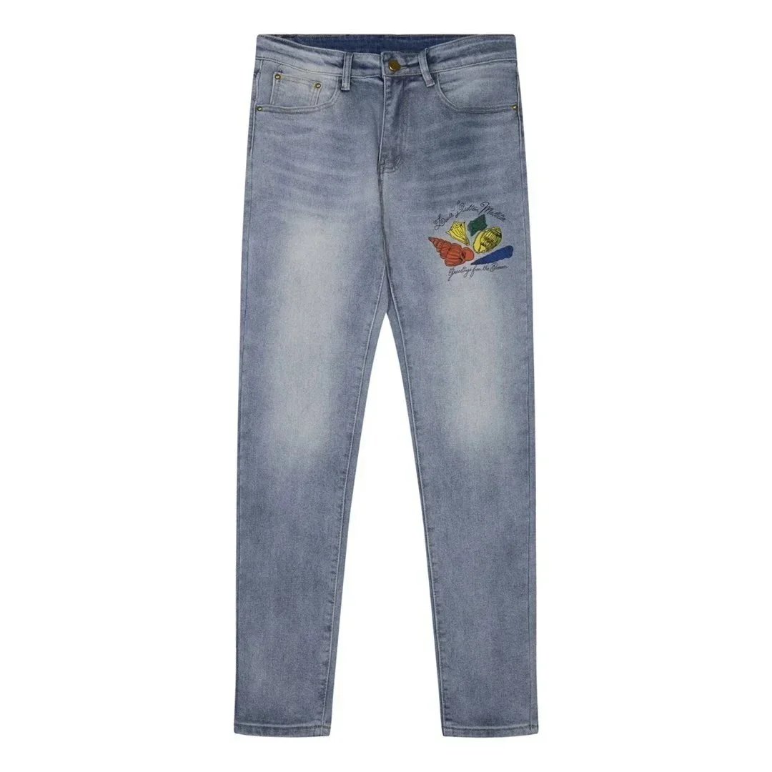 Classic, versatile and comfortable jeans