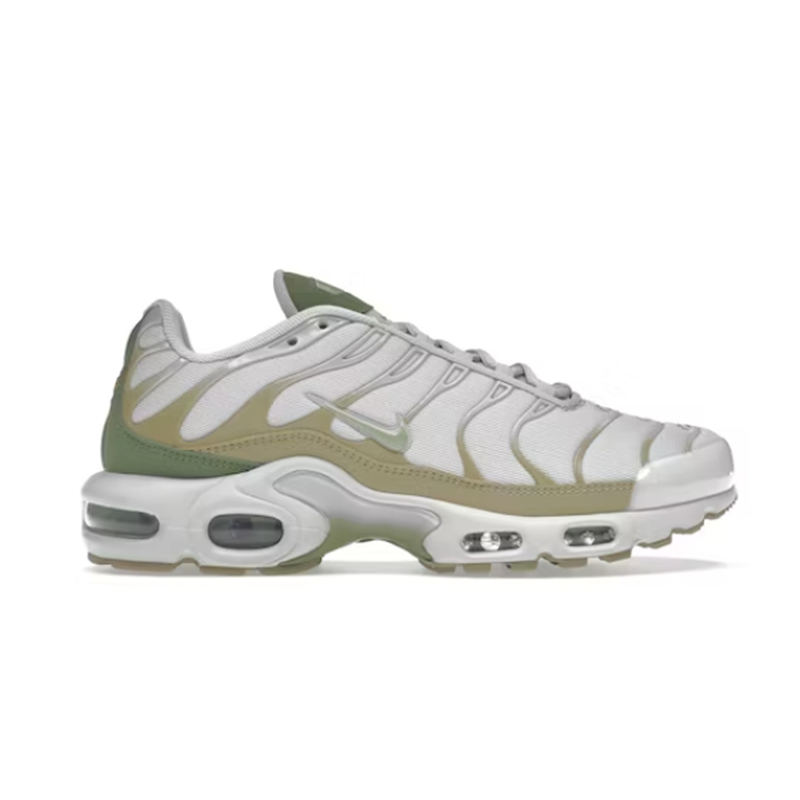 Plus Light Bone Honeydew Alligator sneakers