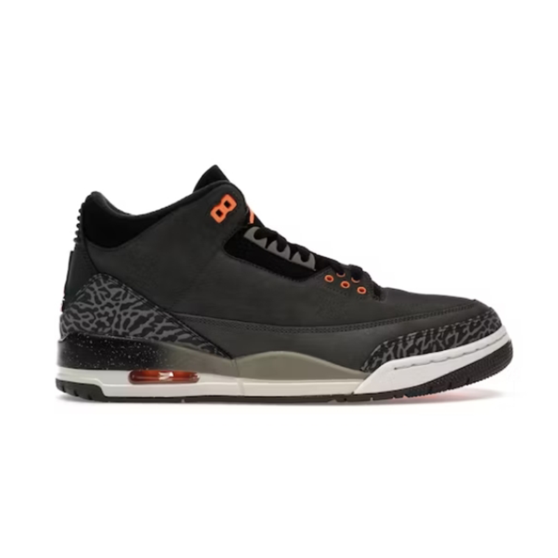 Sports shoes