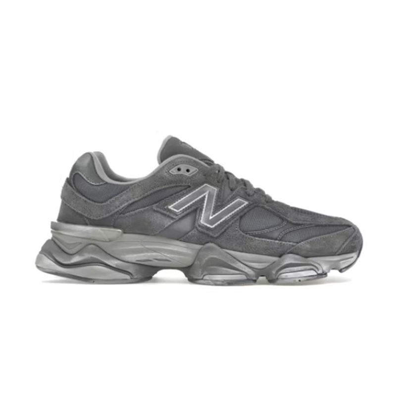 9060 Magnet Sneakers