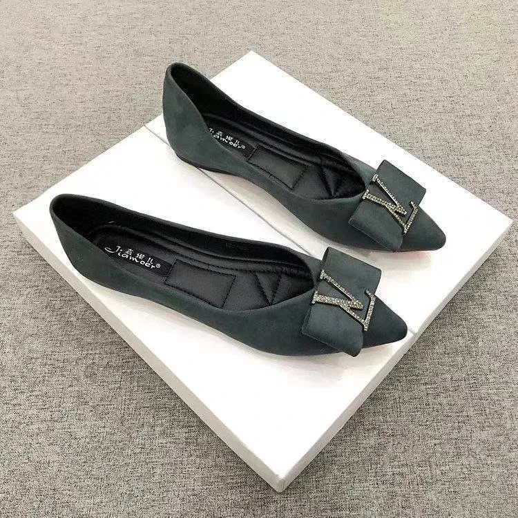 Shallow-mouthed pointed-toe flat suede women's shoes