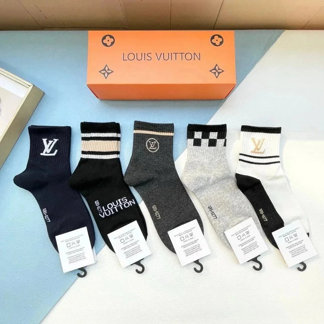 Fashionable, comfortable and breathable socks