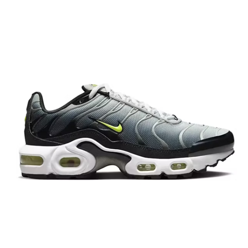 Plus Black Bright Cactus sneakers