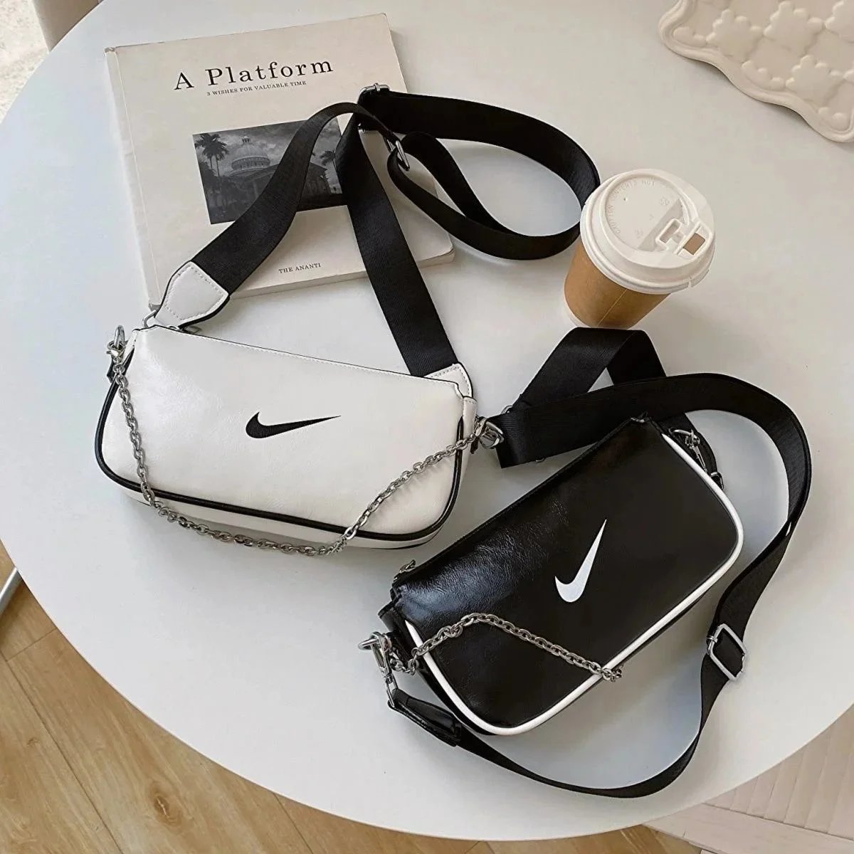 Super popular crossbody bag, versatile women's bag