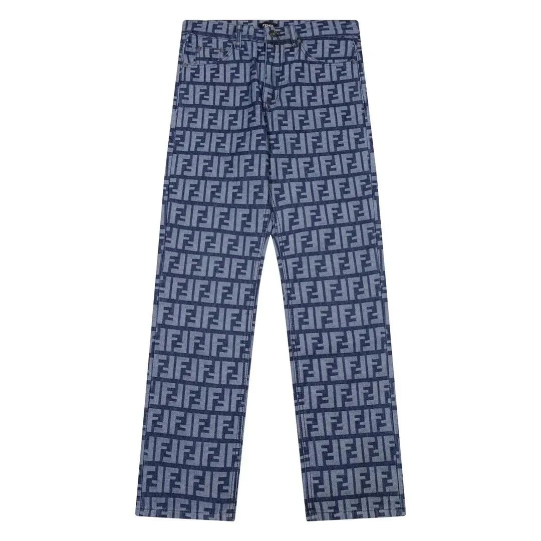 Classic, versatile and comfortable jeans