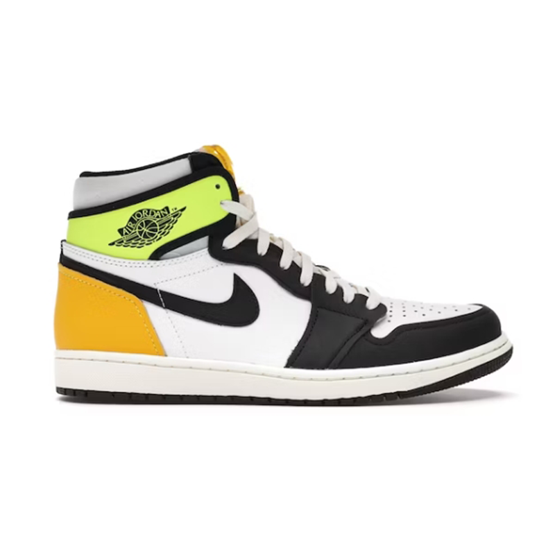1 Retro High White Black Volt University Gold sneakers