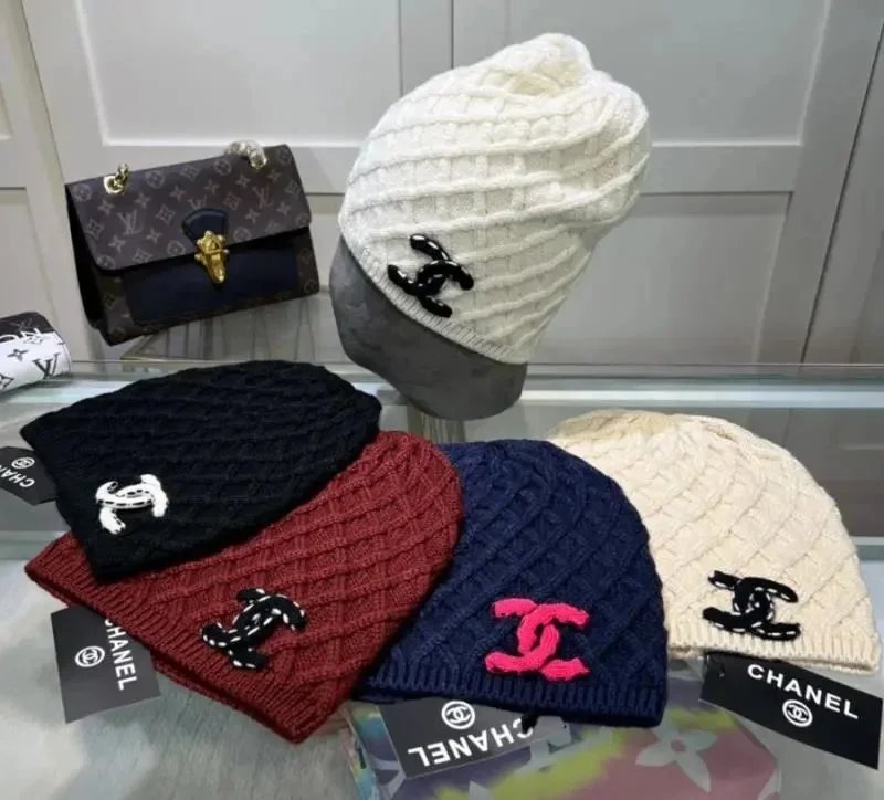 New trendy and versatile knitted cap