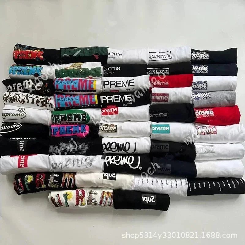 Fashionable and trendy short-sleeved shirts