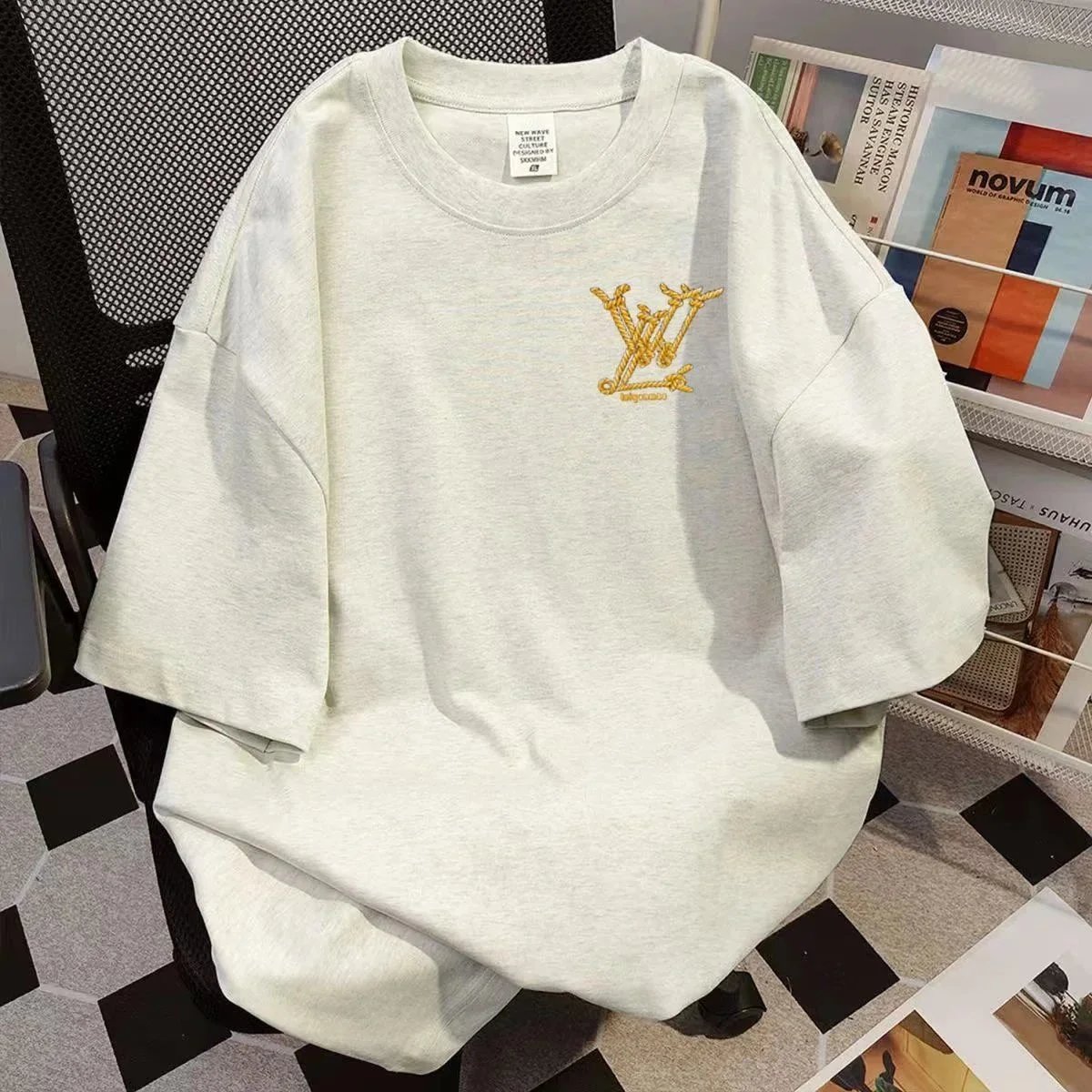 Fashionable bestseller short-sleeved shirts